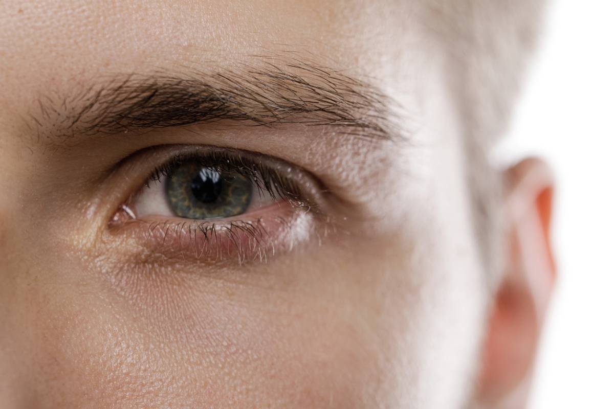 featured image for does male blepharoplasty produce masculine results