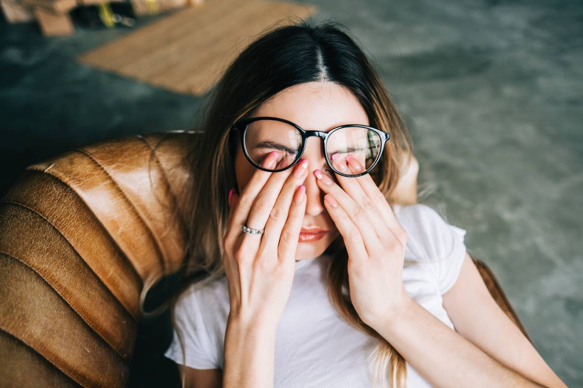featured image for what causes dark circles